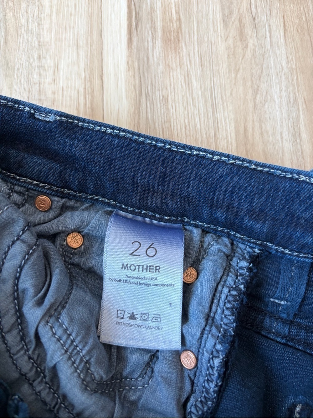 Mother Weekender Mid Rise Fray Jeans - Picture 10 of 11